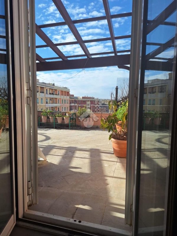 casa indipendente in vendita a Roma