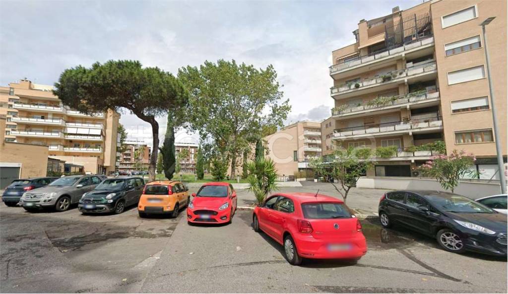 appartamento in vendita a Roma in zona Ostia