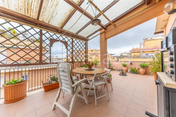 appartamento in vendita a Roma in zona Ostia