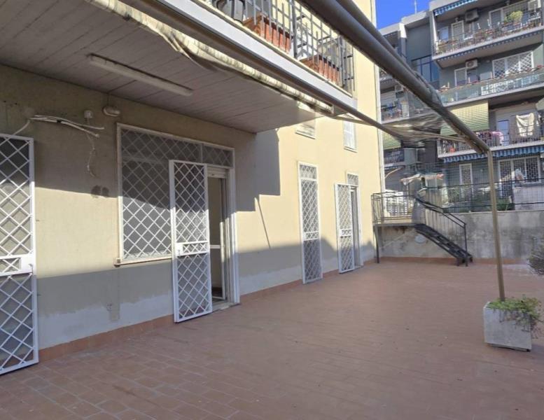 appartamento in vendita a Roma in zona Axa