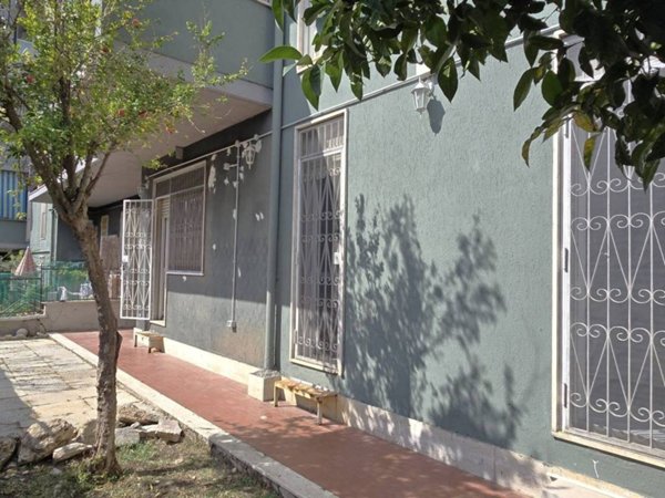 appartamento in vendita a Roma in zona Axa