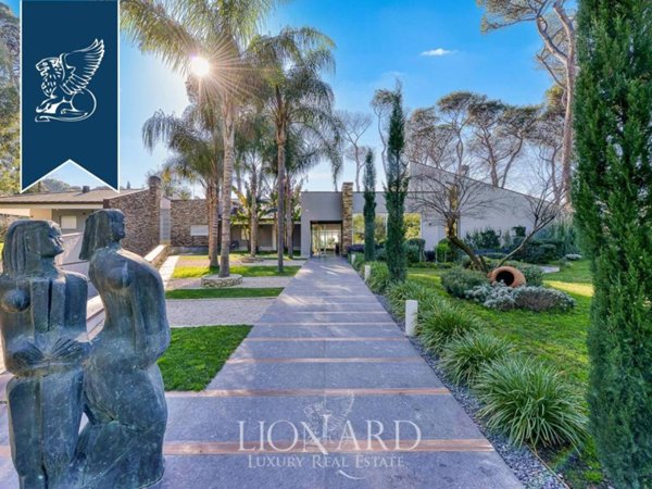 casa indipendente in vendita a Roma in zona Grottarossa