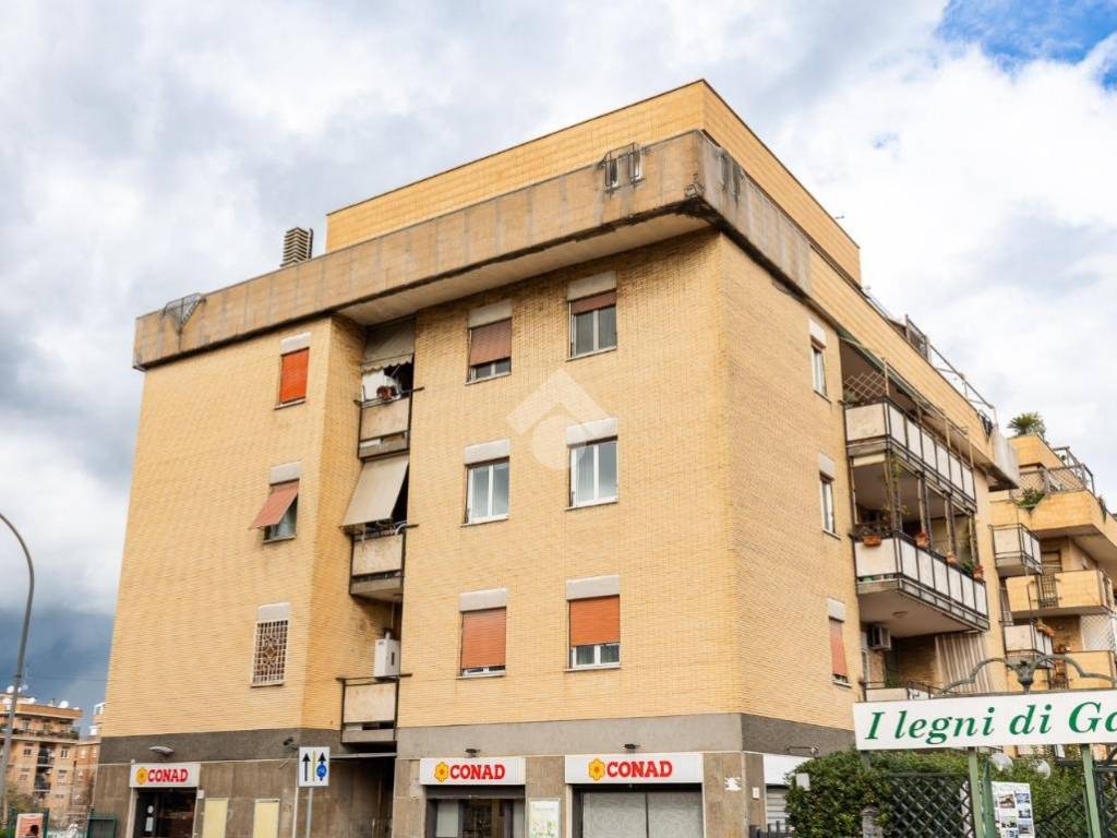 appartamento in vendita a Roma in zona Torrevecchia