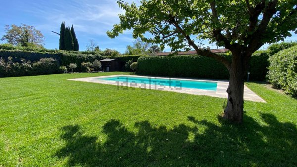 casa indipendente in vendita a Roma in zona EUR