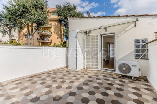 appartamento in vendita a Roma in zona Tor di Quinto