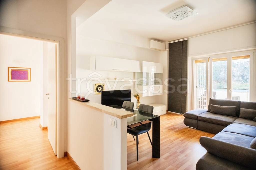 appartamento in vendita a Roma