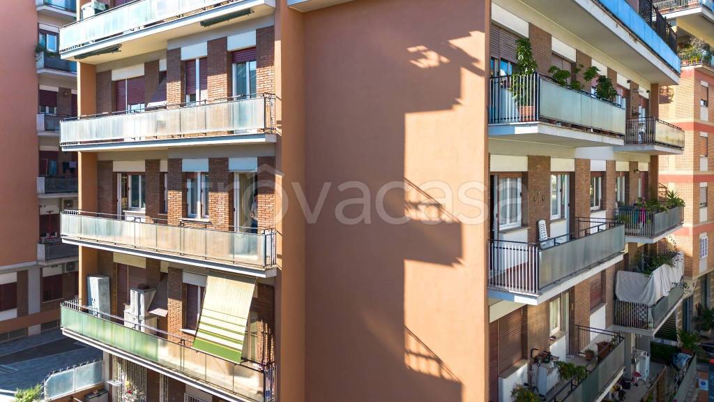 appartamento in vendita a Roma in zona Gianicolense