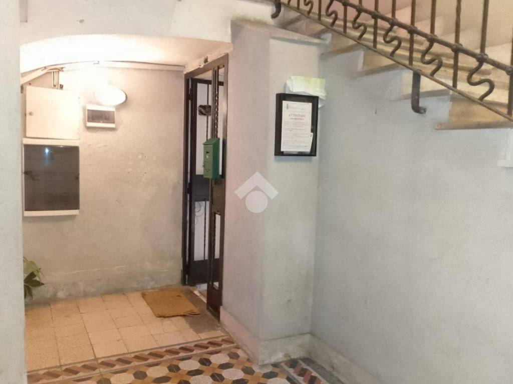 ufficio in vendita a Roma in zona Appio Latino