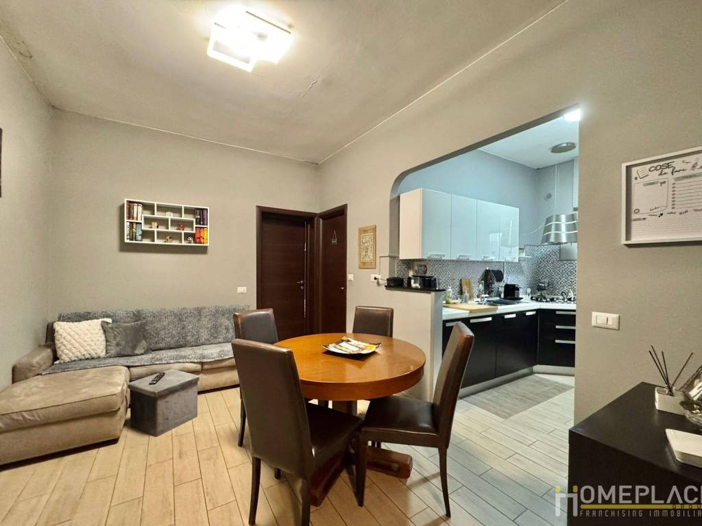 appartamento in vendita a Roma in zona Tor Bella Monaca