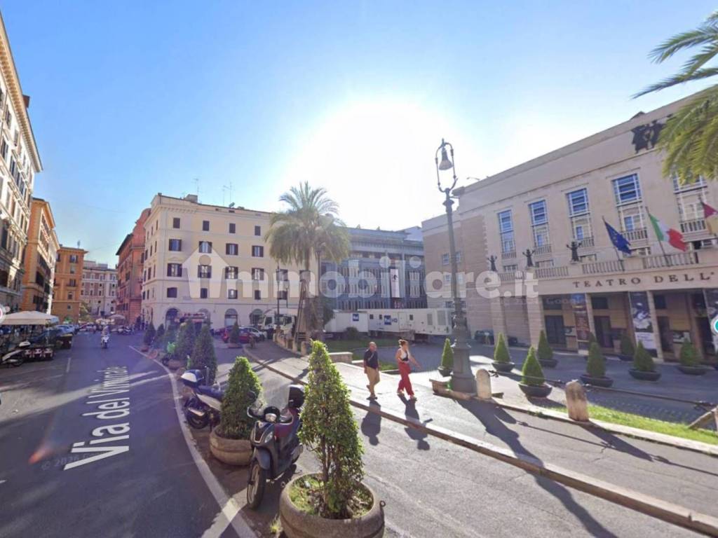 appartamento in vendita a Roma in zona Castro Pretorio