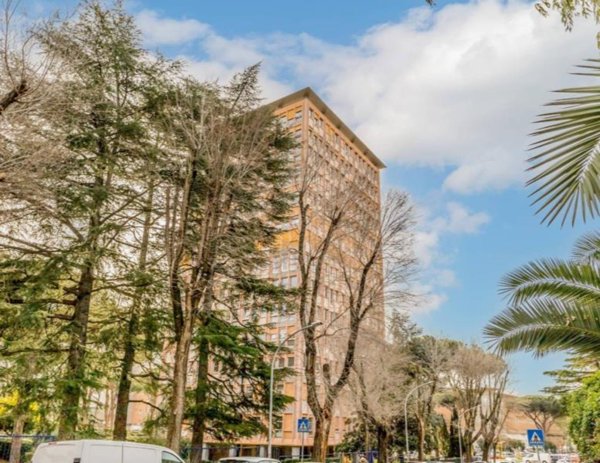 appartamento in vendita a Roma in zona EUR
