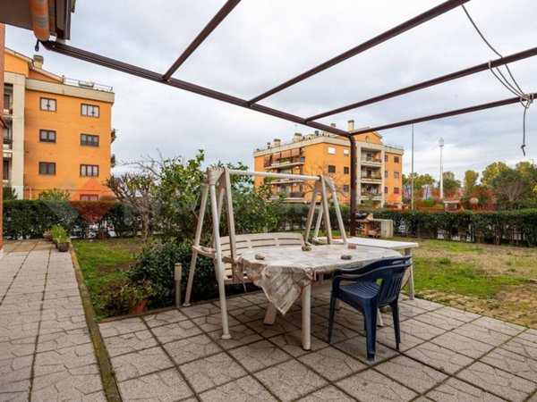 appartamento in vendita a Roma in zona Prenestino-Labicano