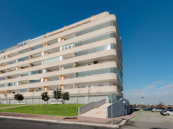 appartamento in vendita a Roma in zona Fonte Laurentina