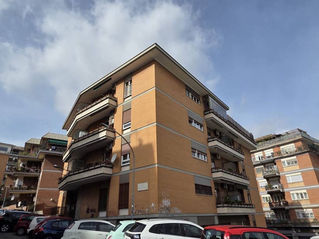 appartamento in vendita a Roma in zona Gianicolense
