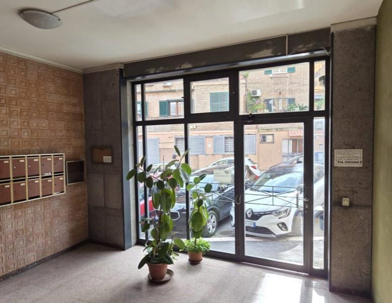 appartamento in vendita a Roma in zona Gianicolense