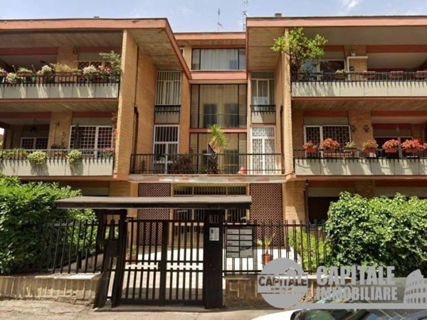 appartamento in vendita a Roma in zona Torrino