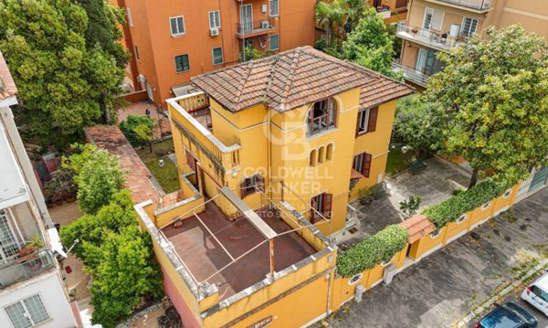 casa indipendente in vendita a Roma in zona Gianicolense