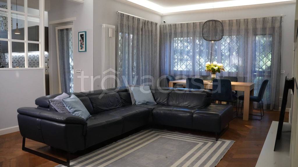 appartamento in vendita a Roma in zona Gianicolense