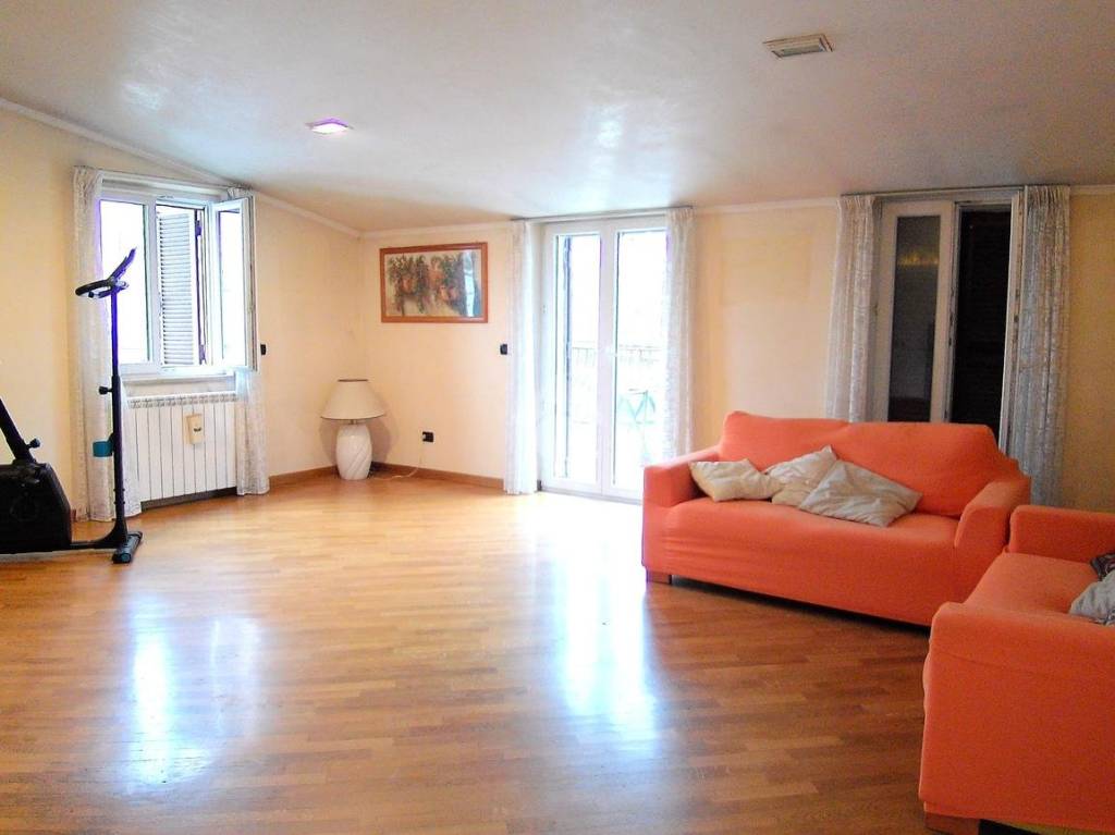 appartamento in vendita a Roma in zona Labaro