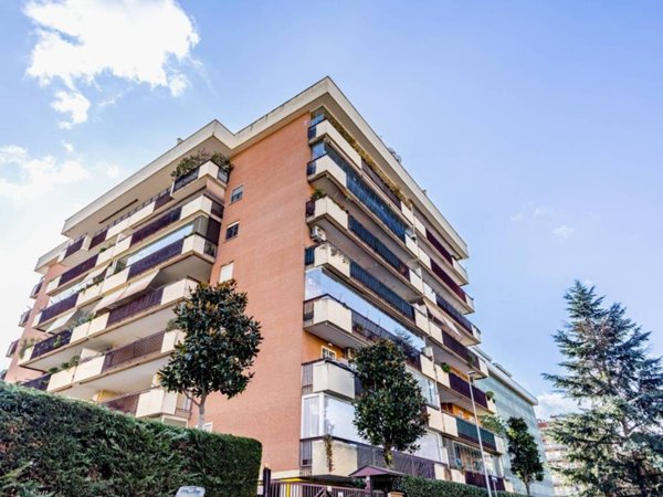 appartamento in vendita a Roma in zona Torrino
