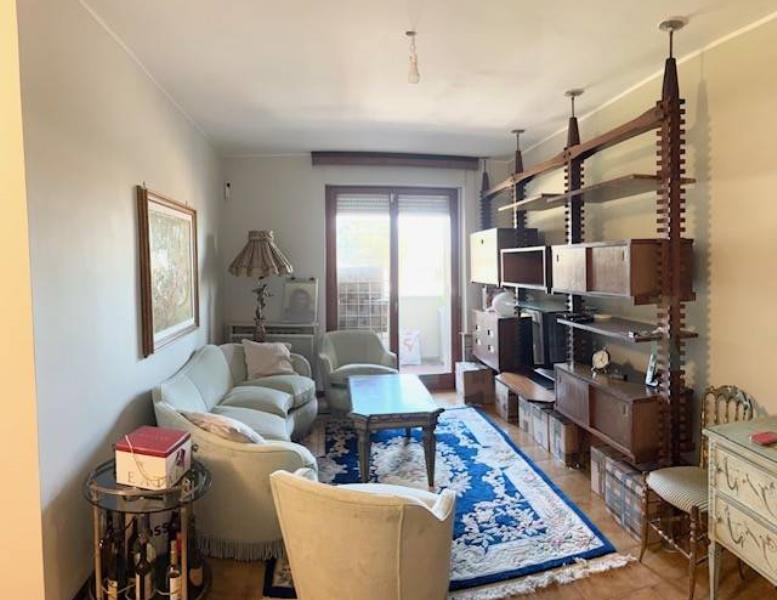 appartamento in vendita a Roma in zona Appio Claudio