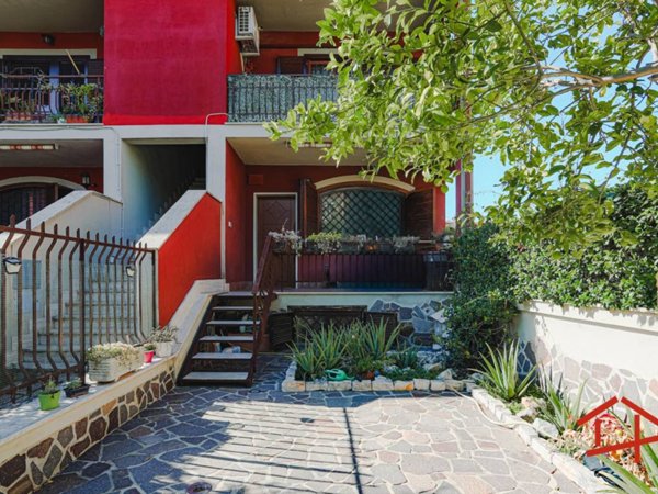 appartamento in vendita a Roma in zona Dragona/Bagnoletto