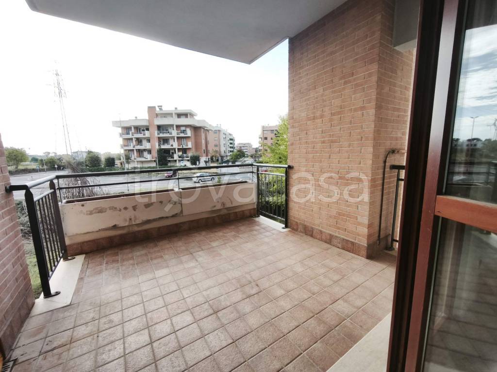 appartamento in vendita a Roma in zona Casalotti