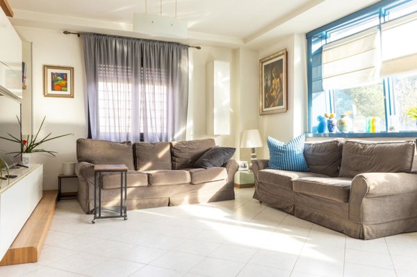 appartamento in vendita a Roma in zona EUR