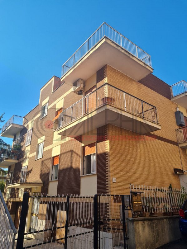 appartamento in vendita a Roma in zona Portuense