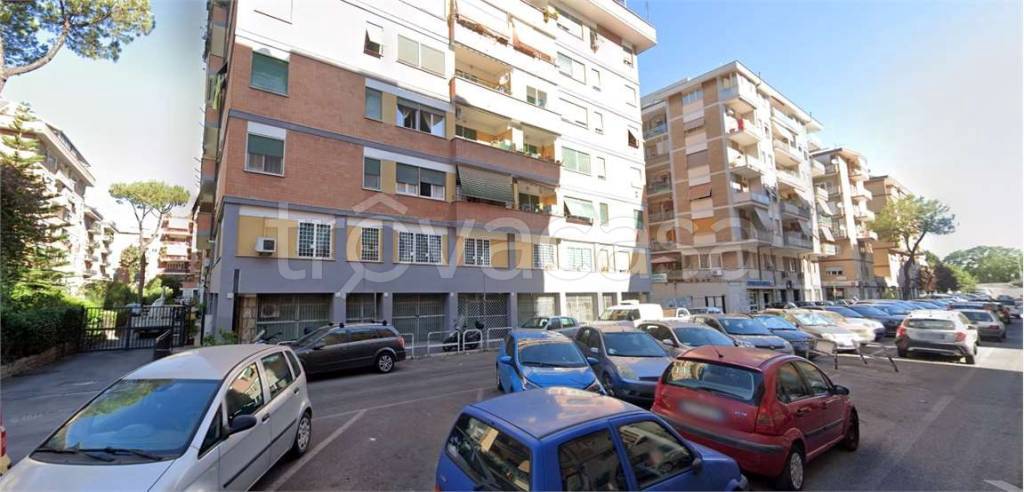 appartamento in vendita a Roma in zona Portuense