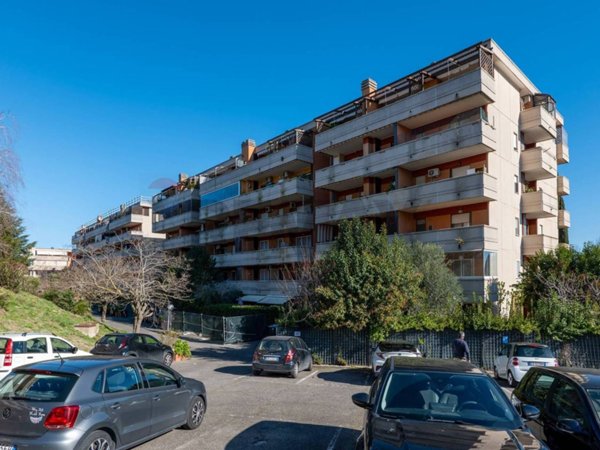 appartamento in vendita a Roma in zona EUR