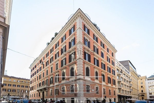 appartamento in vendita a Roma in zona Campo Marzio