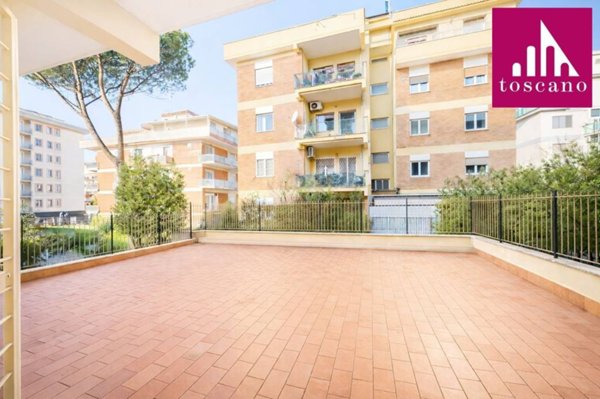 appartamento in vendita a Roma in zona Aurelio