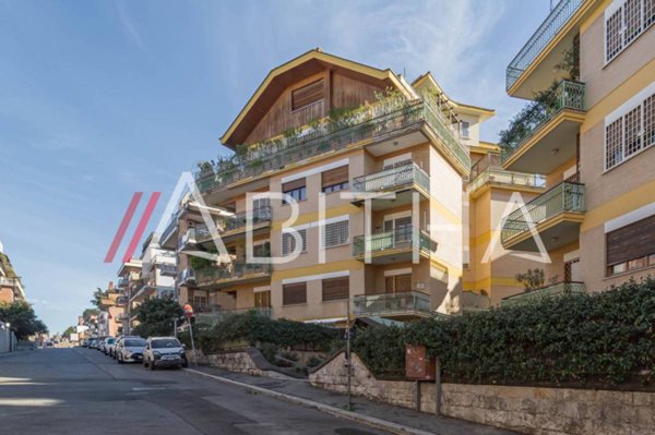 appartamento in vendita a Roma in zona Monte Sacro/Talenti