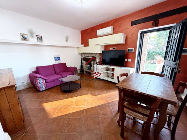 appartamento in vendita a Roma in zona Casal Palocco