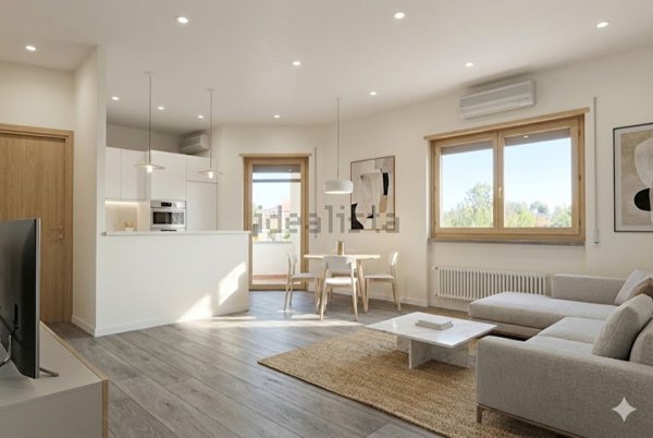 appartamento in vendita a Roma in zona Acilia