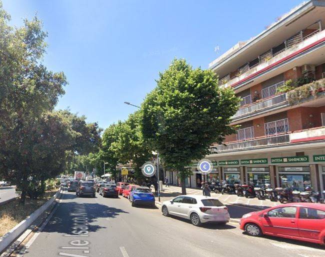 negozio in vendita a Roma in zona Gianicolense