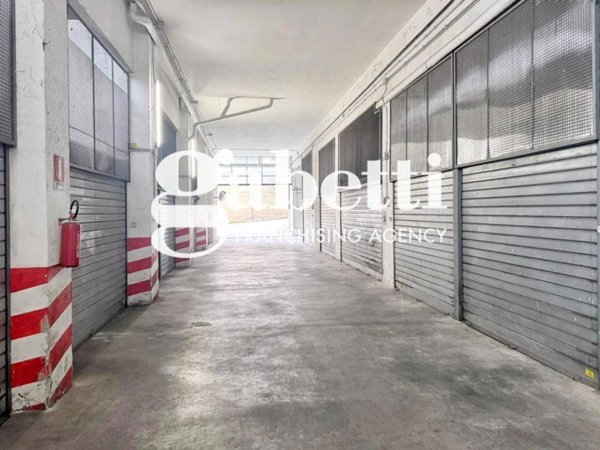 casa indipendente in vendita a Roma in zona Collatino