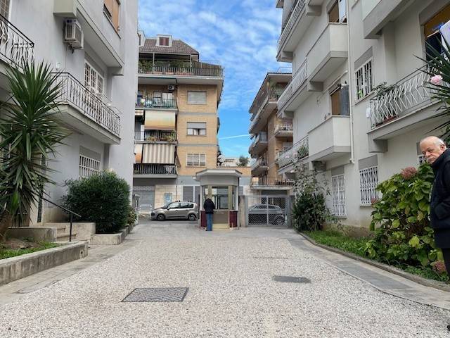 appartamento in vendita a Roma in zona Torrevecchia