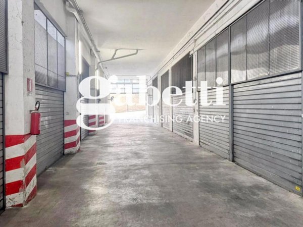 casa indipendente in vendita a Roma in zona Collatino