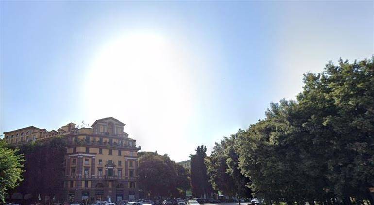 intera palazzina in vendita a Roma
