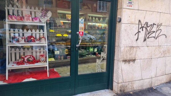 locale di sgombero in vendita a Roma