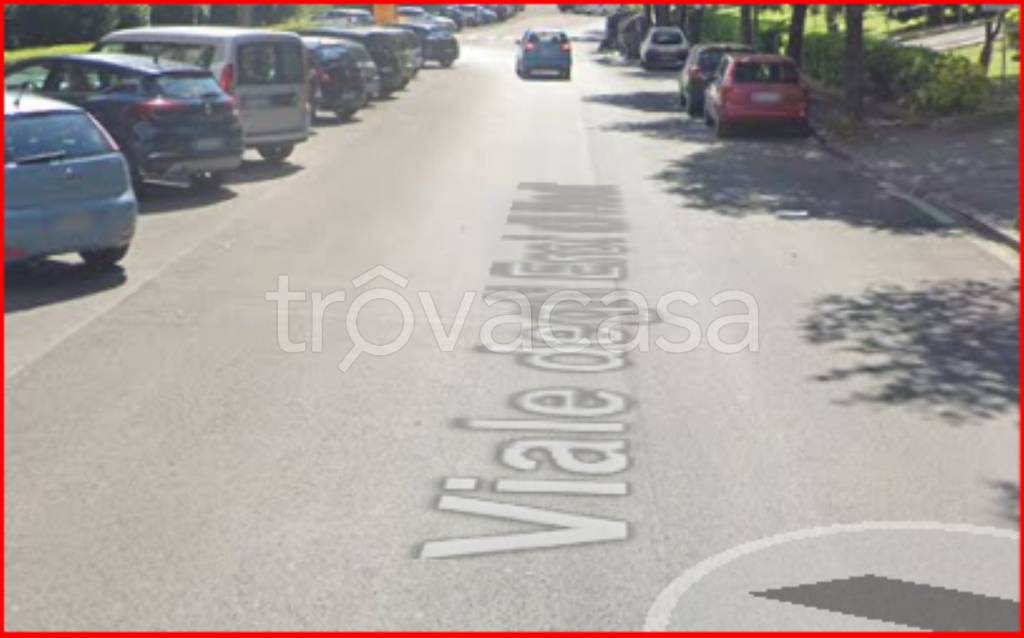 ufficio in vendita a Roma in zona Spinaceto