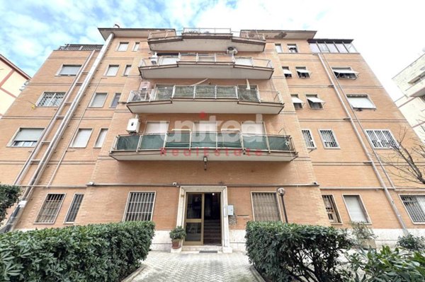 appartamento in vendita a Roma in zona Ostia