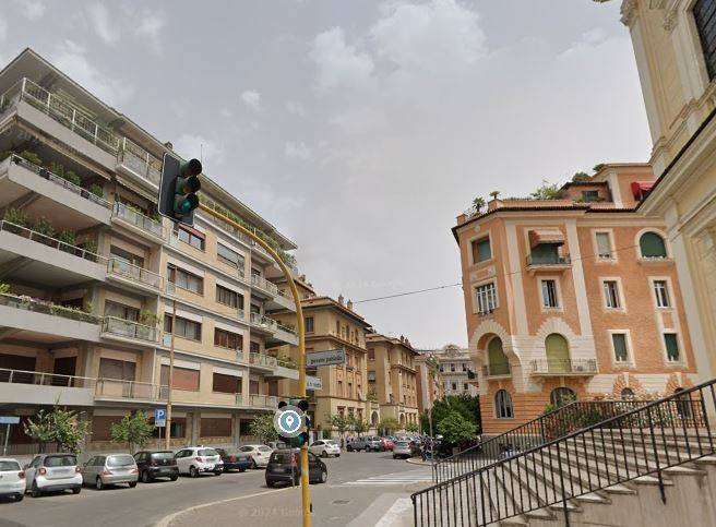 intera palazzina in vendita a Roma in zona Flaminio