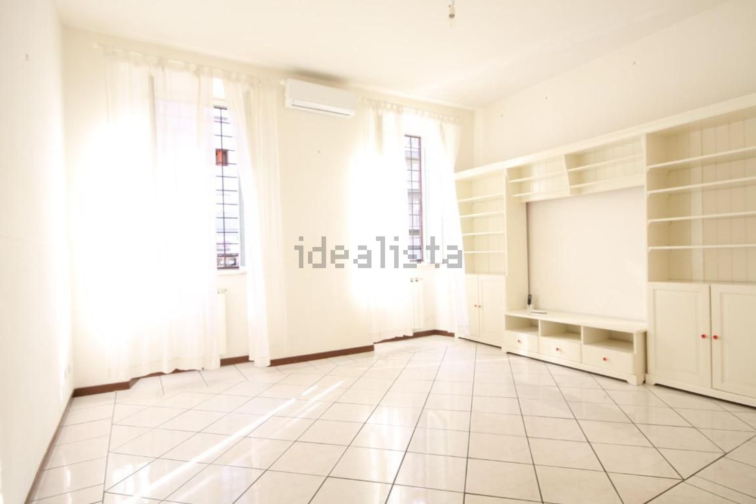 appartamento in vendita a Roma in zona Prenestino-Labicano