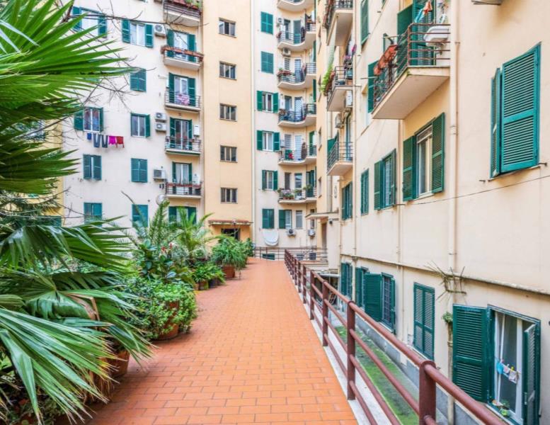 appartamento in vendita a Roma in zona Appio Latino