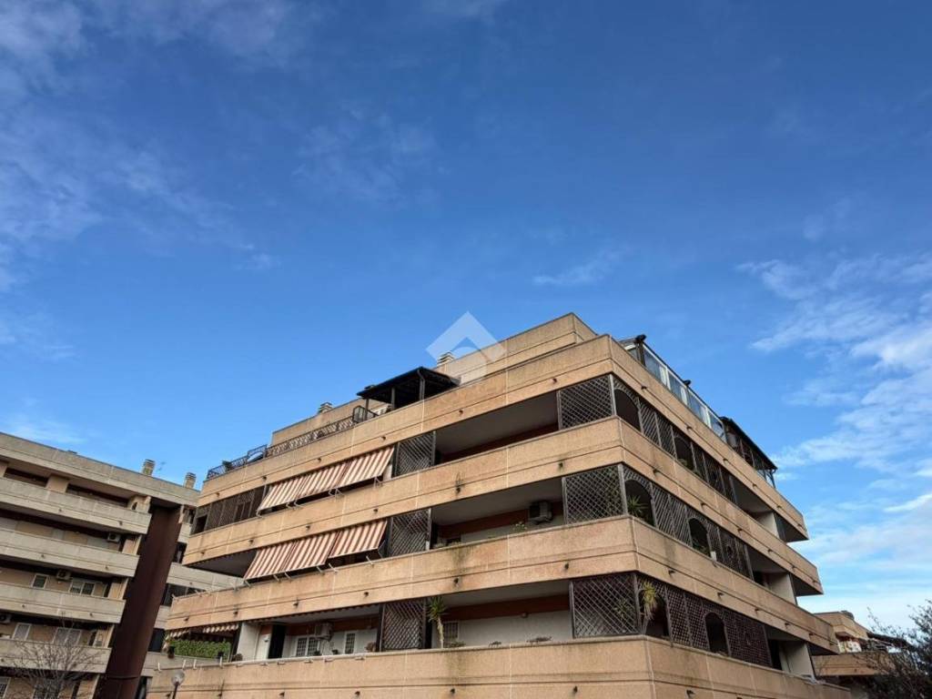 appartamento in vendita a Roma in zona Ponte di Nona