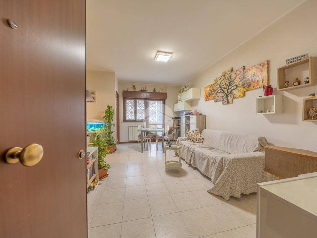 appartamento in vendita a Roma in zona Castelverde