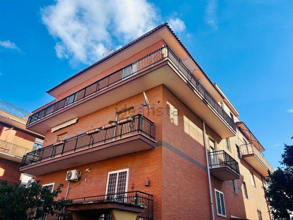 appartamento in vendita a Roma in zona Portuense